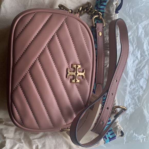 KIRA CHEVRON SMALL CAMERA BAG - Picture 5 of 5